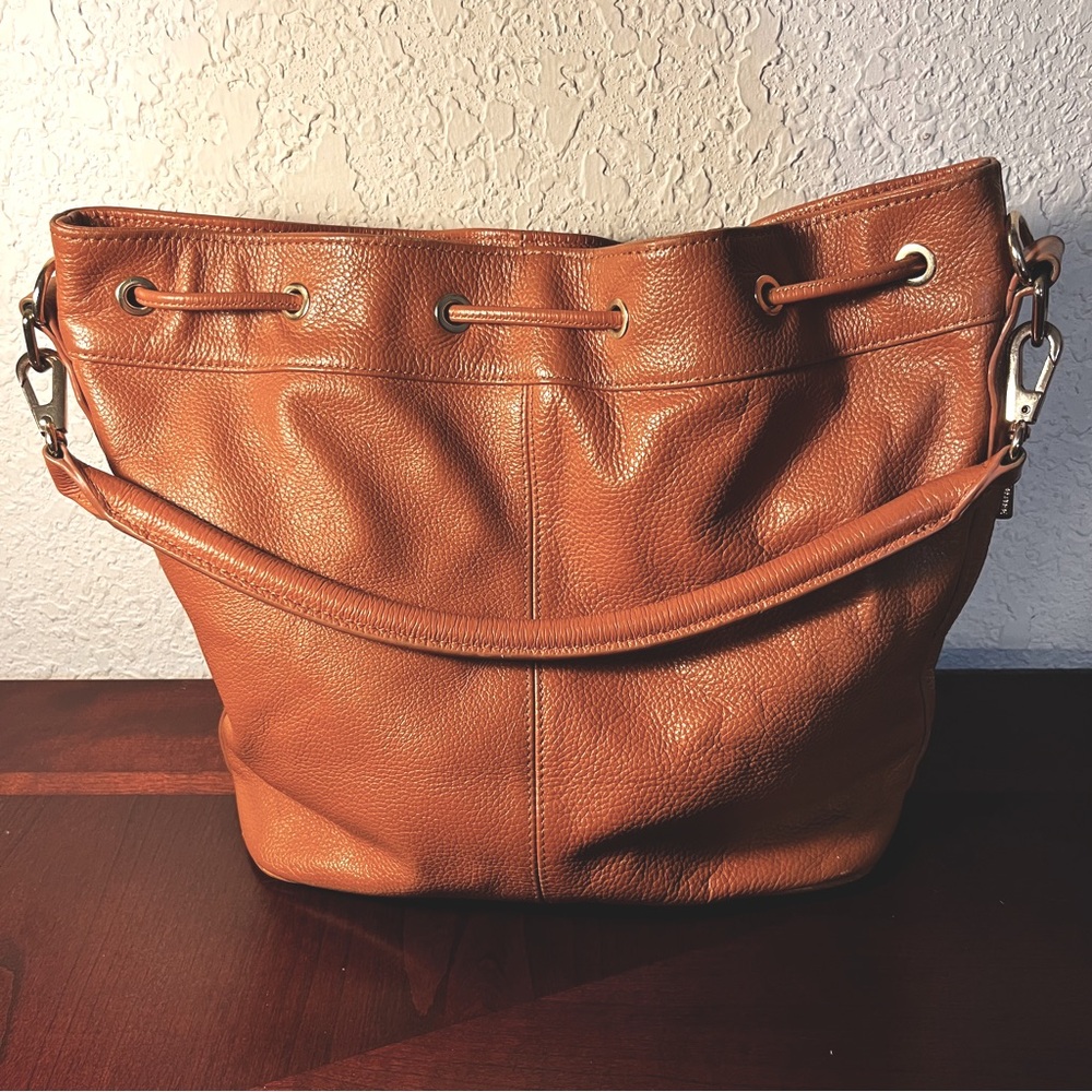 Ora Delphine Tan Leather Shoulder Bag - Picture 3 of 8